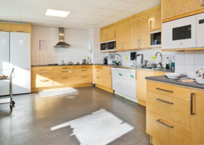 MED5P27JKL37ZS5L8LW1V