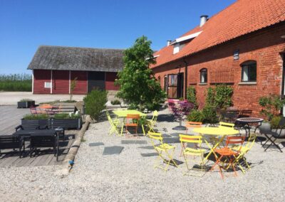 slättarpsgård utemiljö_gården